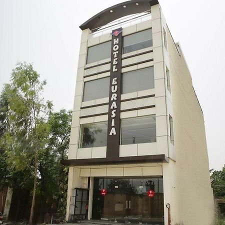 Hotel Eurasia Zirakpur 외부 사진